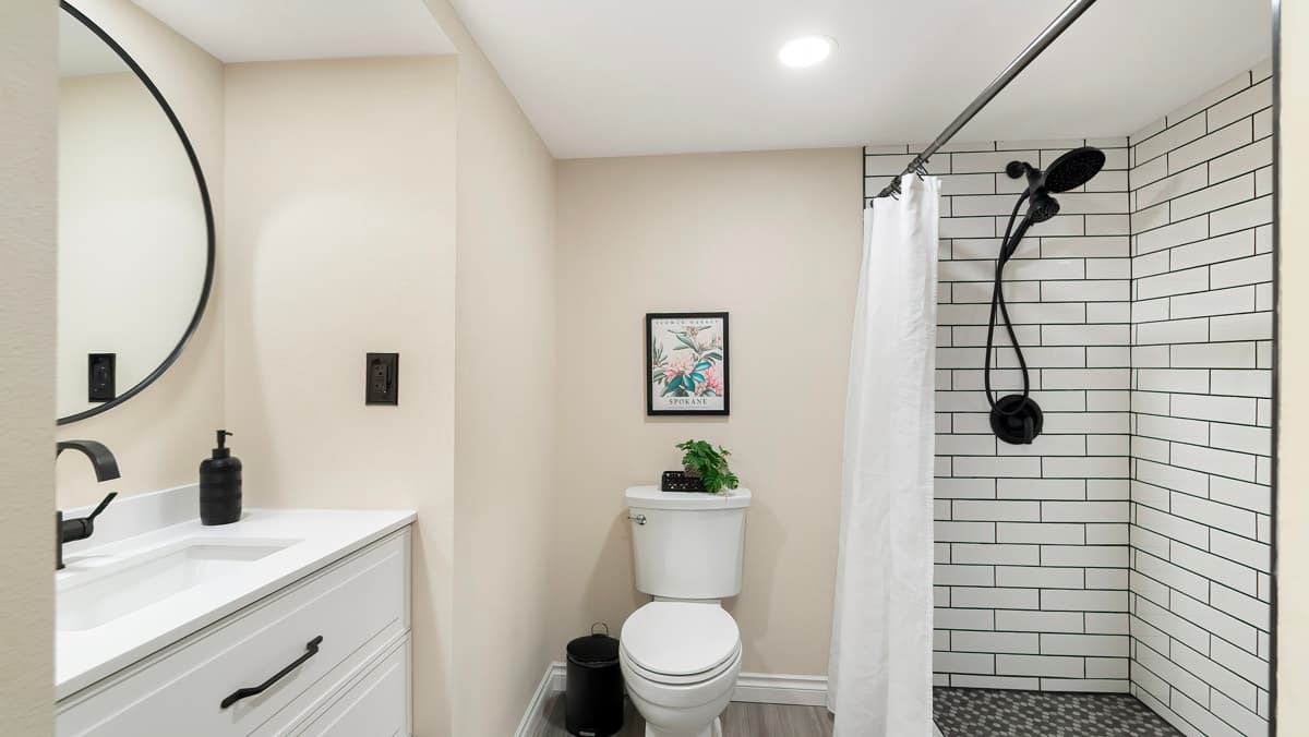 Contemporary Bathroom